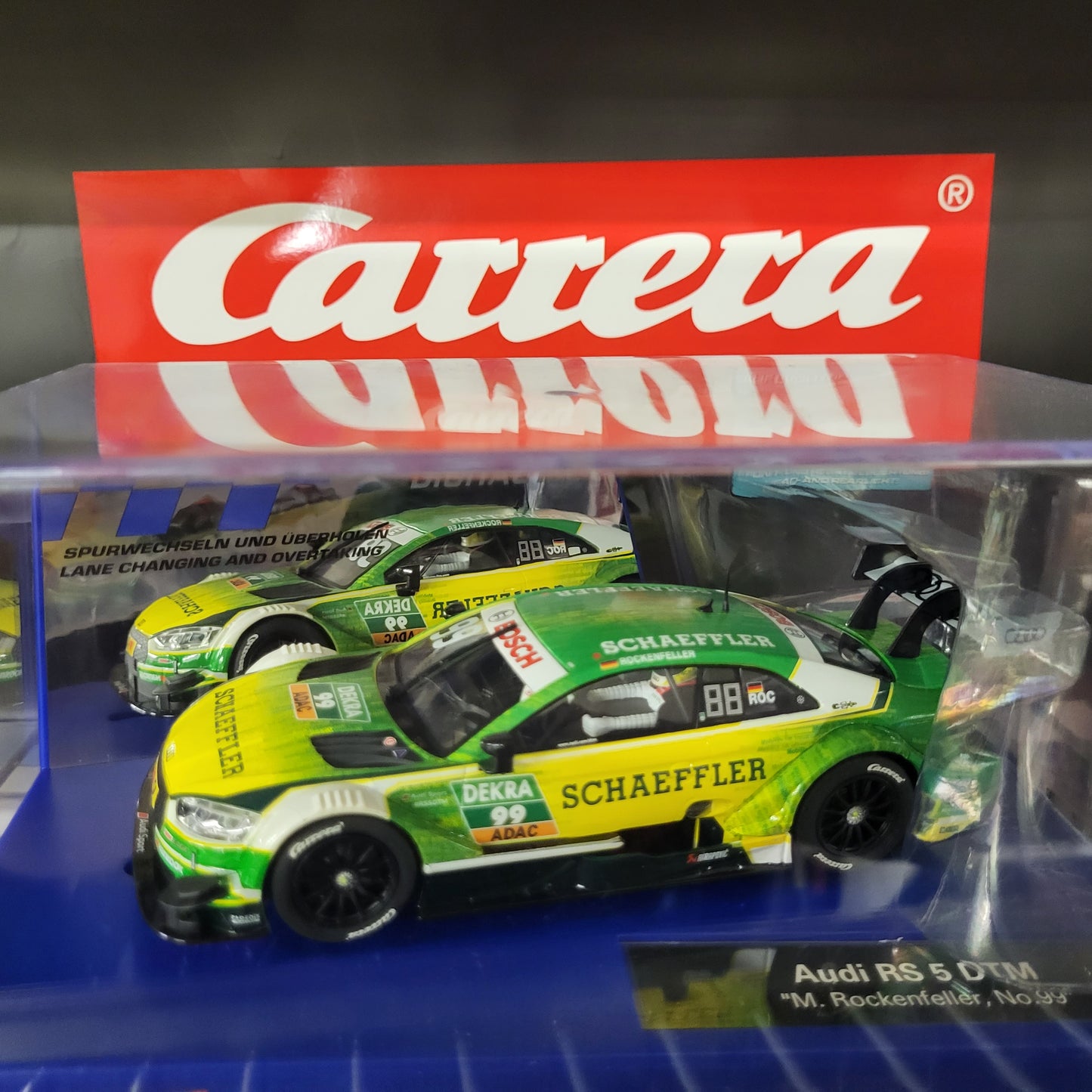 Carrera 1:32 "Audi RS 5 DTM - M. Rockenfeller No.99"