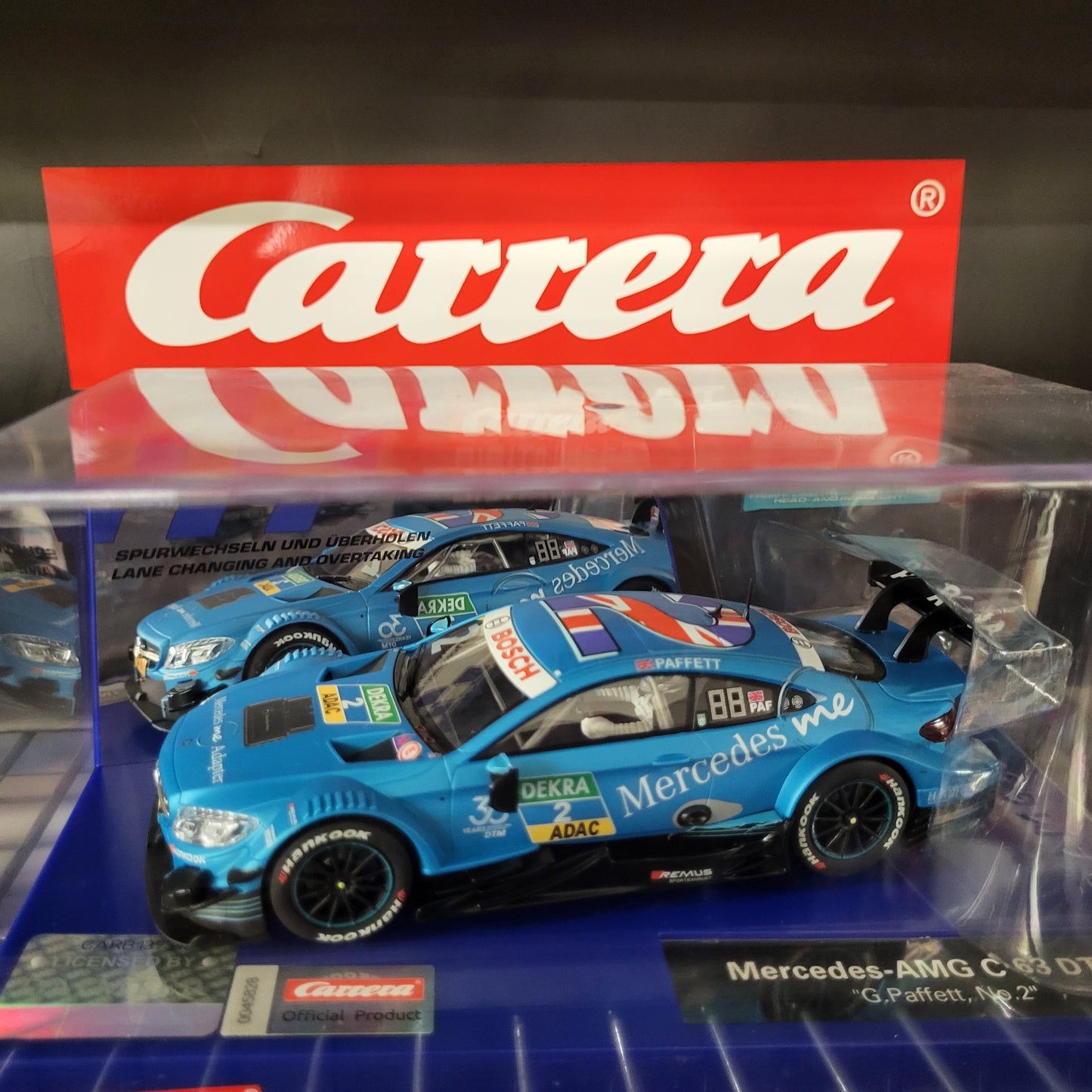 Carrera 1:32 "Mercedes AMG C 63 DTM - G. Paffett No.2"